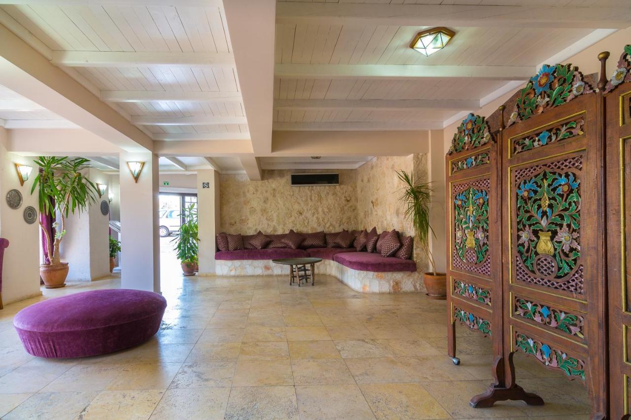 Oasis Hotel (Adults Only) Калкан Екстер'єр фото
