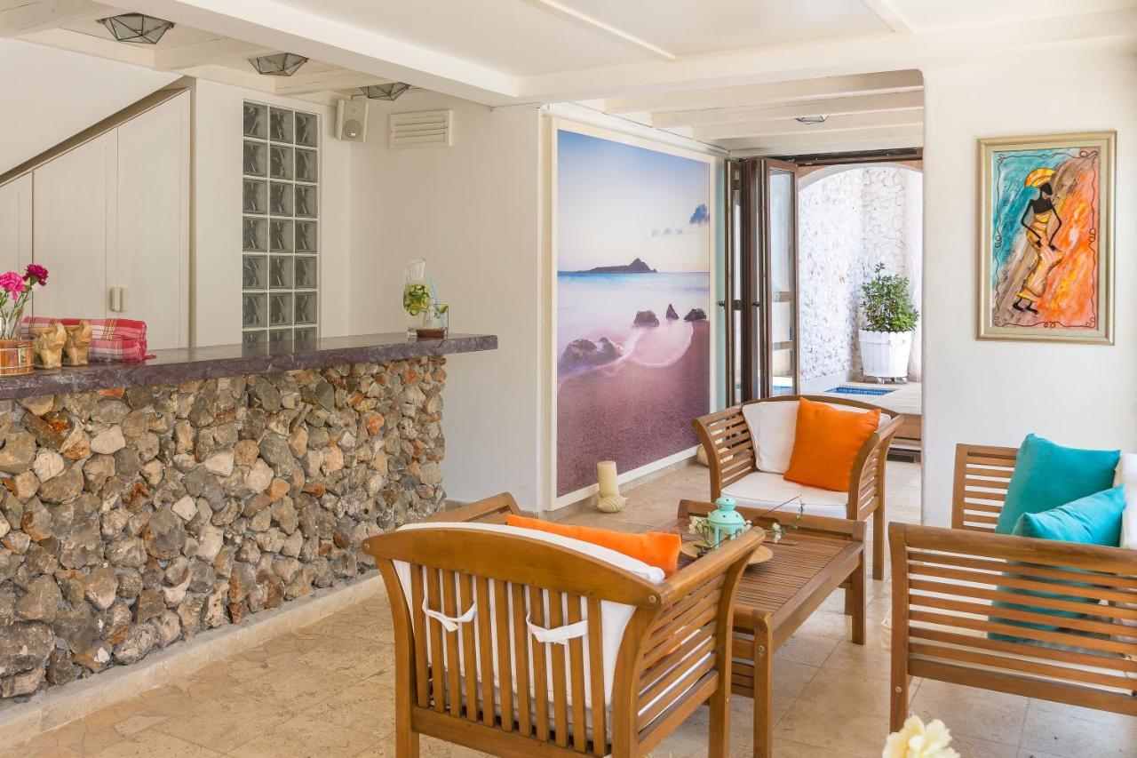 Oasis Hotel (Adults Only) Калкан Екстер'єр фото